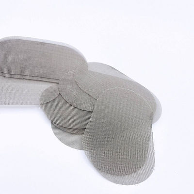 Woven Wire Mesh Made from Stainless Steel Wire with Customizable Hole Size and Acid/Alkali/Fire Resistance